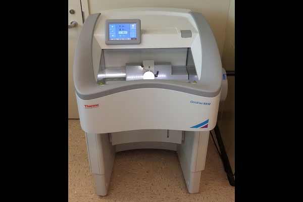 Cryo-Microtome CryoStar NX50 (manual Cryostat)