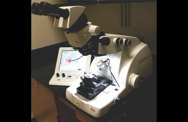 Ultramicrotome Ultracut EM UC7 (Leica)